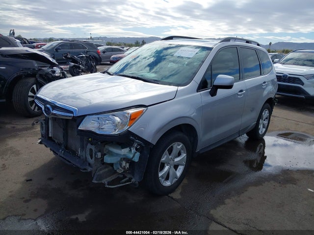Subaru Forester 2.5i Premium 2015 JF2SJADC9FH838409 Image 2