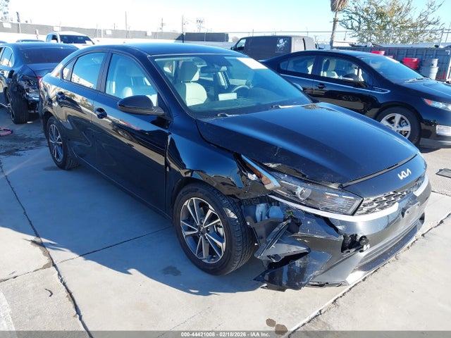 KIA Forte Lxs 2023 3KPF24AD6PE548325 головне зображення