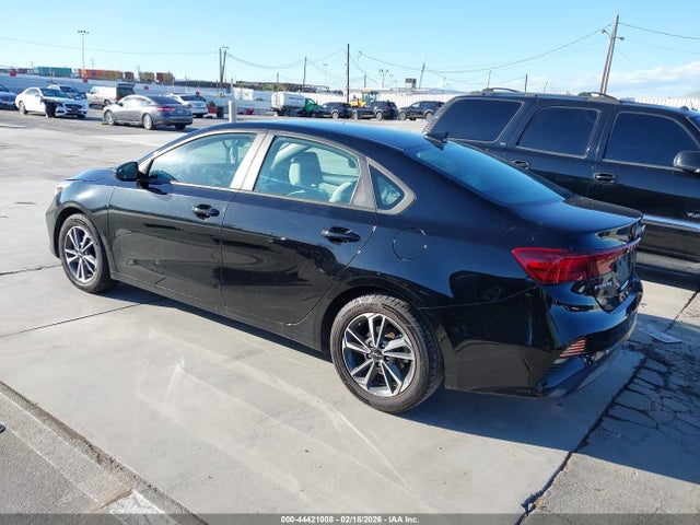 KIA Forte Lxs 2023 3KPF24AD6PE548325 Image 3