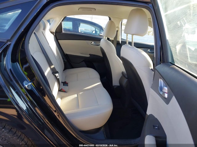 KIA Forte Lxs 2023 3KPF24AD6PE548325 Image 8