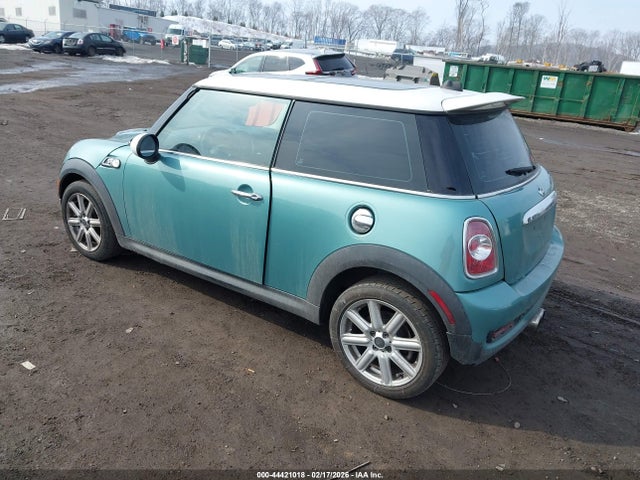 2012 MINI COOPER S WMWSV3C53CTY17496 Photo 2