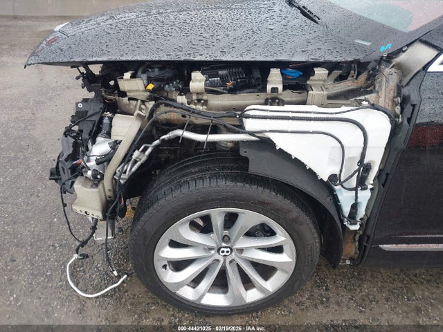 SJAA72ZV2RC024999 Bentley Bentayga Hybrid A/azure/s
