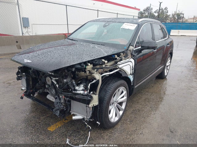 2024 BENTLEY BENTAYGA HYBRID SJAA72ZV2RC024999 Photo 1
