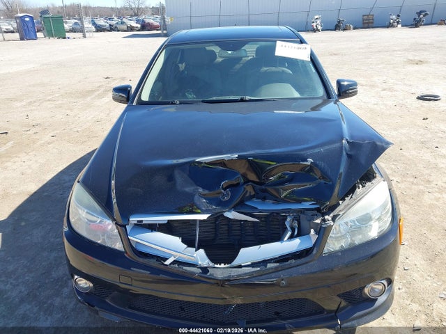 44421060 :رقم المزاد ، WDDGF5EB7AR091873 vin ، 2010 Mercedes-benz C 300 Sport مزاد بيع