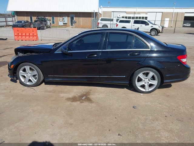 44421060 :رقم المزاد ، WDDGF5EB7AR091873 vin ، 2010 Mercedes-benz C 300 Sport مزاد بيع
