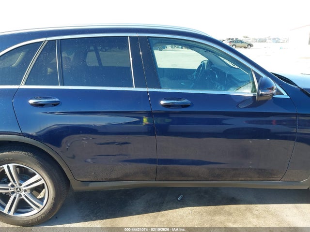 W1N0G8DB4NG059517 Mercedes-Benz Glc 300 Suv