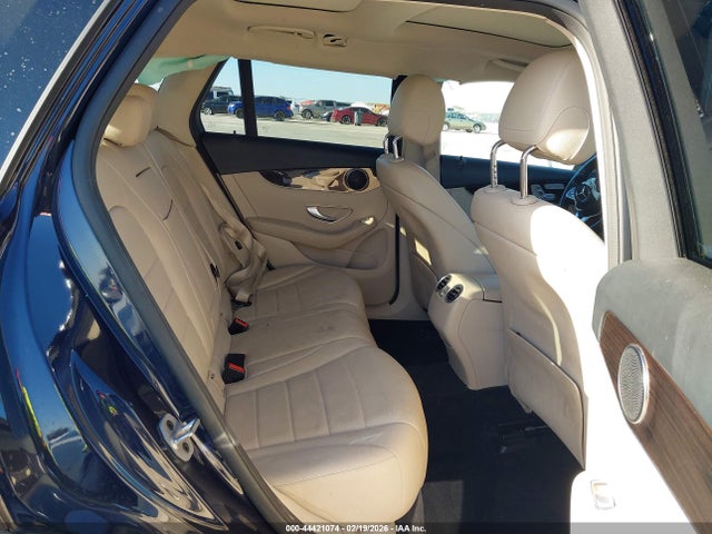 W1N0G8DB4NG059517 Mercedes-Benz Glc 300 Suv