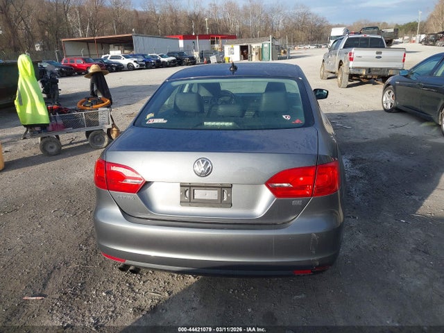 44421079 :رقم المزاد ، 3VWD17AJ0EM314344 vin ، 2014 Volkswagen Jetta 1.8t Se مزاد بيع