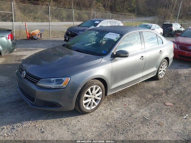 44421079 :رقم المزاد ، 3VWD17AJ0EM314344 vin ، 2014 Volkswagen Jetta 1.8t Se مزاد بيع