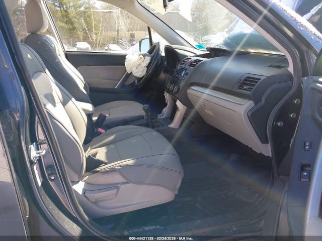 44421128 :رقم المزاد ، JF2SJAAC7FG473321 vin ، 2015 Subaru Forester 2.5i مزاد بيع