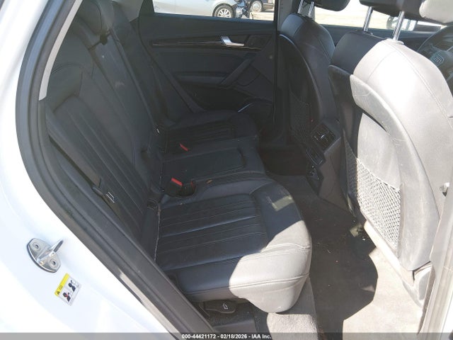 44421172 :رقم المزاد ، WA1ANAFYXK2116560 vin ، 2019 Audi Q5 45 Premium مزاد بيع