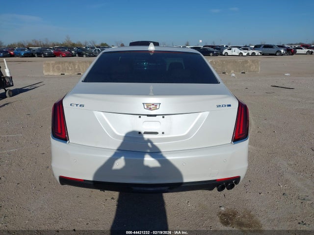 44421232 :رقم المزاد ، LREKK5RX4JA012021 vin ، 2018 Cadillac Ct6 Plug-in Standard مزاد بيع