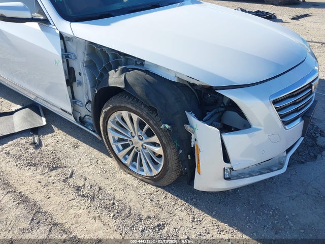 44421232 :رقم المزاد ، LREKK5RX4JA012021 vin ، 2018 Cadillac Ct6 Plug-in Standard مزاد بيع