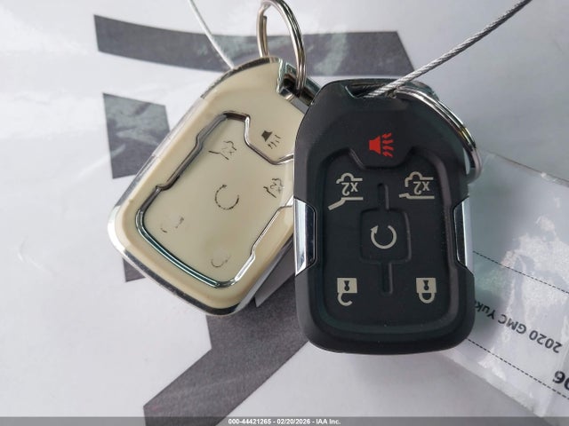 44421265 :رقم المزاد ، 1GKS1GKC0LR129057 vin ، 2020 Gmc Yukon Xl 2wd Slt مزاد بيع