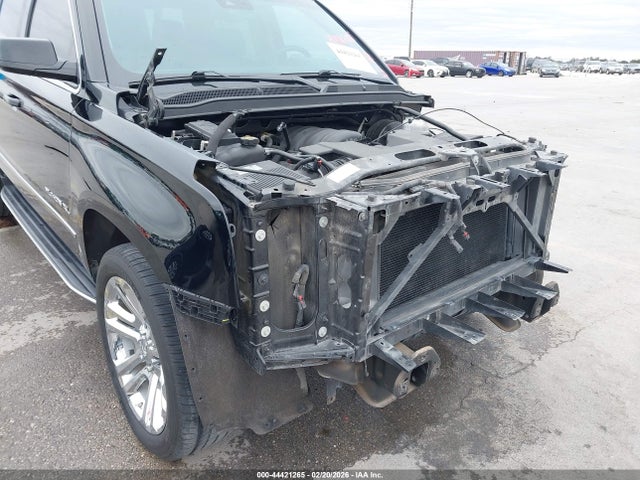 44421265 :رقم المزاد ، 1GKS1GKC0LR129057 vin ، 2020 Gmc Yukon Xl 2wd Slt مزاد بيع