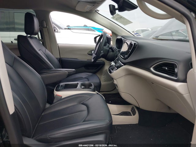 2C4RC1BG5RR136271 Chrysler Pacifica Touring L