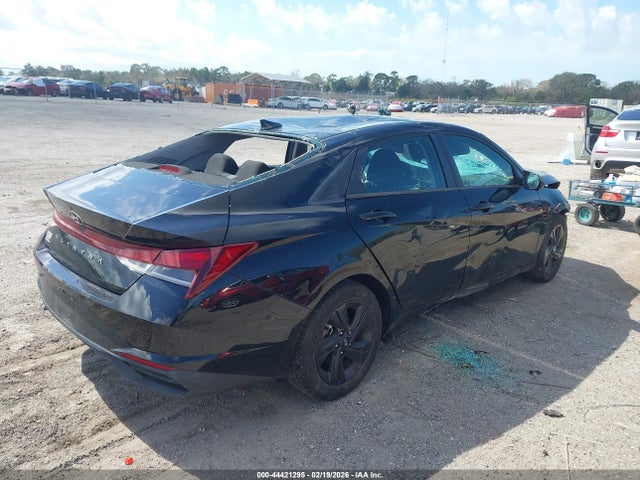Продаж на аукціоні авто 2022 Hyundai Elantra Sel, vin: 5NPLM4AG4NH059101, номер лоту: 44421295