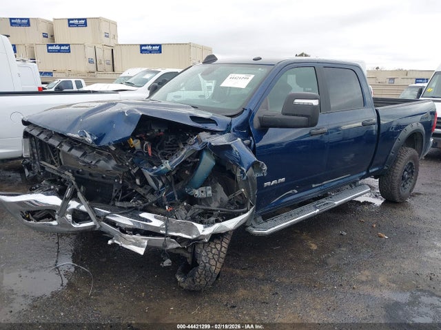 3C6UR5DJ7RG386391 RAM 2500 Big Horn 4x4 6&#039;4 Box