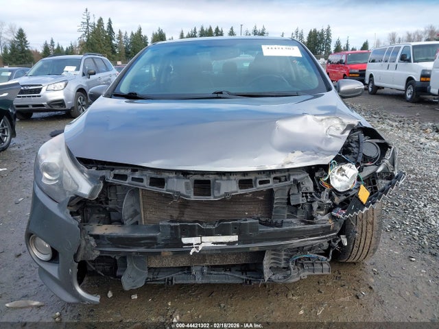 KNAFX6A8XF5299468 KIA Forte Koup Ex