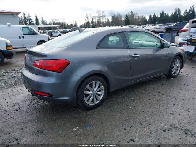 KNAFX6A8XF5299468 KIA Forte Koup Ex
