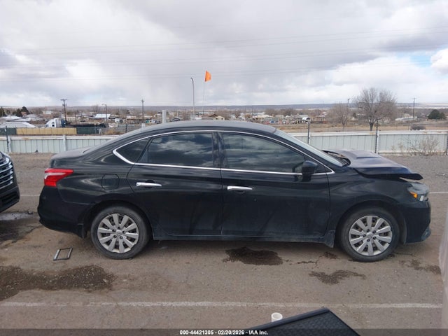 44421305 :رقم المزاد ، 3N1AB7AP3HY331498 vin ، 2017 Nissan Sentra S مزاد بيع