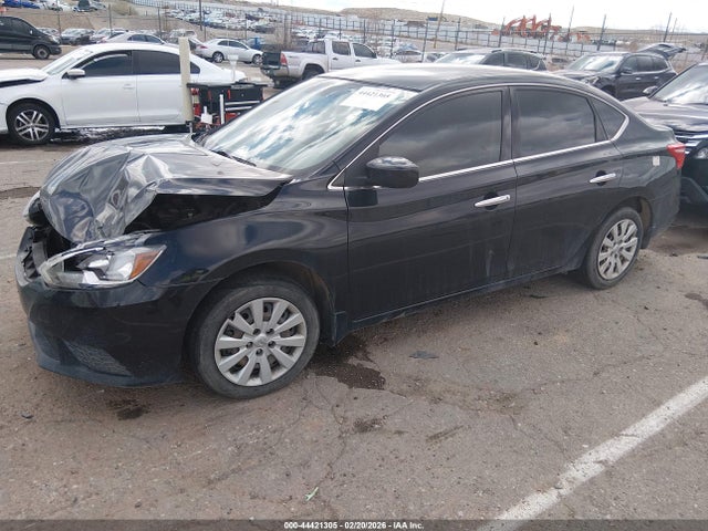 44421305 :رقم المزاد ، 3N1AB7AP3HY331498 vin ، 2017 Nissan Sentra S مزاد بيع