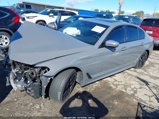 WBA53BH04MWX20947 BMW 530I