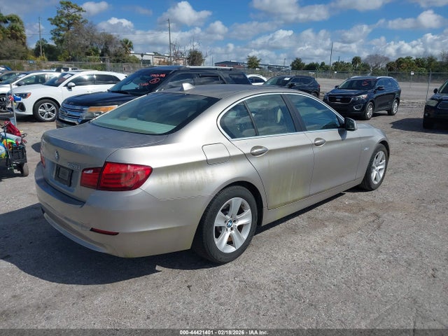 Продаж на аукціоні авто 2011 Bmw 528i, vin: WBAFR1C55BC746553, номер лоту: 44421401
