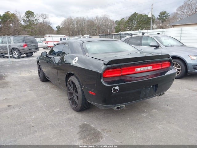 2013 DODGE CHALLENGER 2C3CDYAG6DH627982 Photo 2