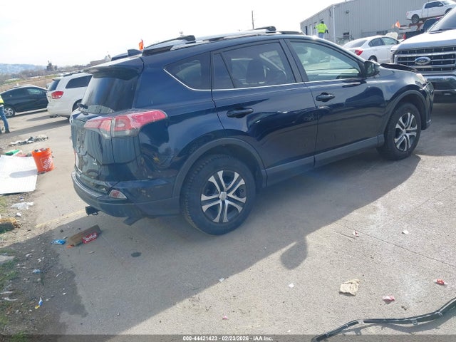 JTMBFREV0HJ708156 Toyota RAV4 LE