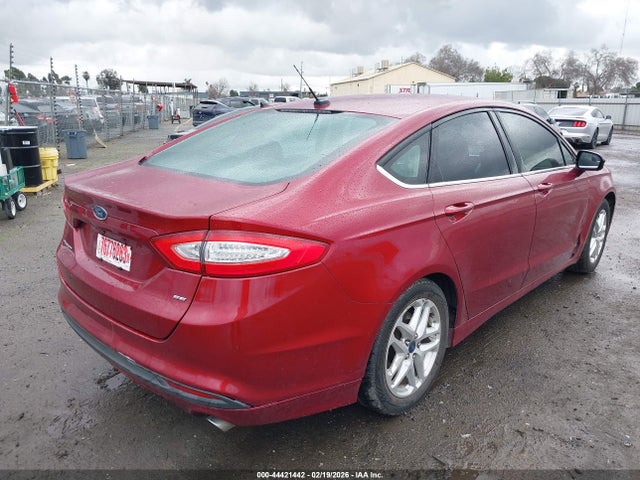 3FA6P0H78FR105665 Ford FUSION SE