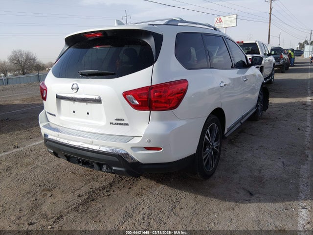 Продаж на аукціоні авто 2019 Nissan Pathfinder Platinum, vin: 5N1DR2MM0KC592111, номер лоту: 44421445