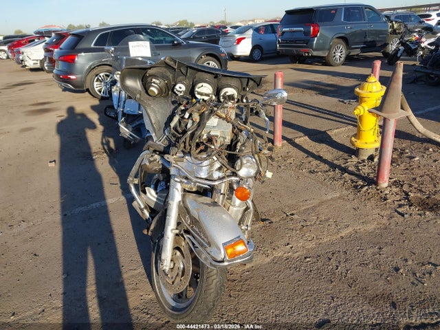 2003 HARLEY-DAVIDSON FLHTCUI 1HD1FCW463Y615302 Photo 4
