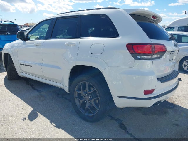 2020 JEEP GRAND CHEROKEE 1C4RJEBG3LC247057 Photo 2