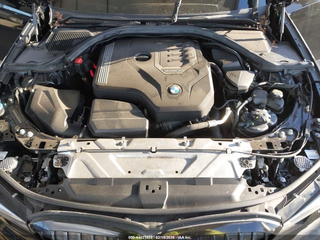 3MW5R1J0XM8C03065 BMW 330I