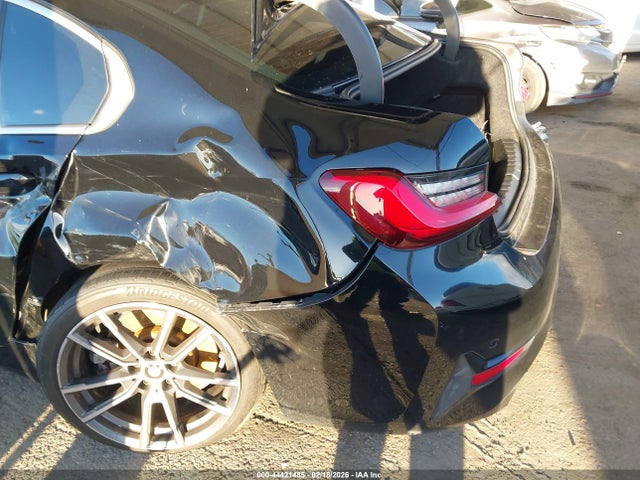 3MW5R1J0XM8C03065 BMW 330I