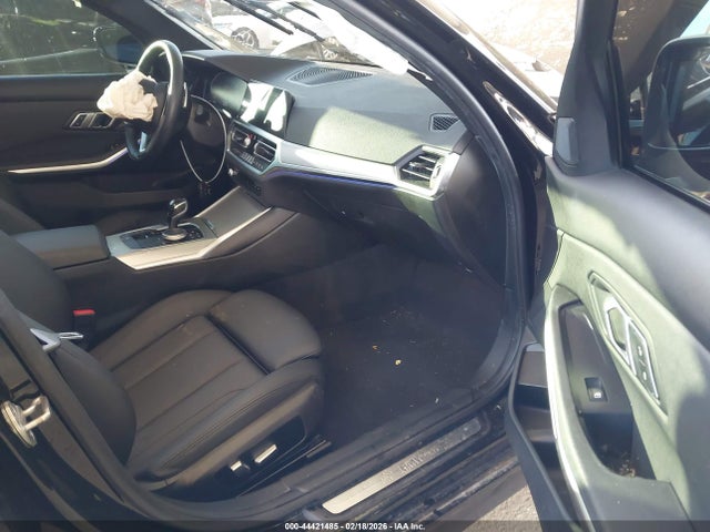 3MW5R1J0XM8C03065 BMW 330I
