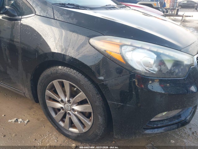 KNAFX4A8XE5153705 KIA FORTE EX