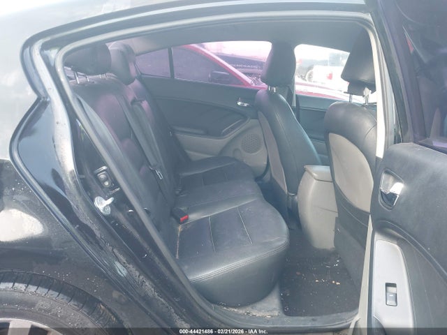 KNAFX4A8XE5153705 KIA FORTE EX