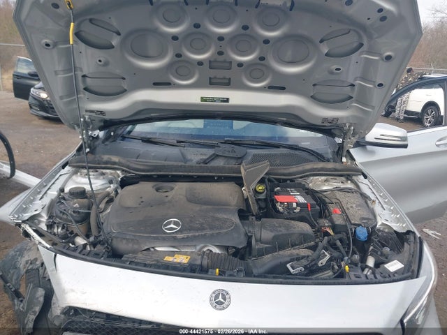 44421575 :رقم المزاد ، WDCTG4GB4JJ448982 vin ، 2018 Mercedes-benz Gla 250 4matic مزاد بيع