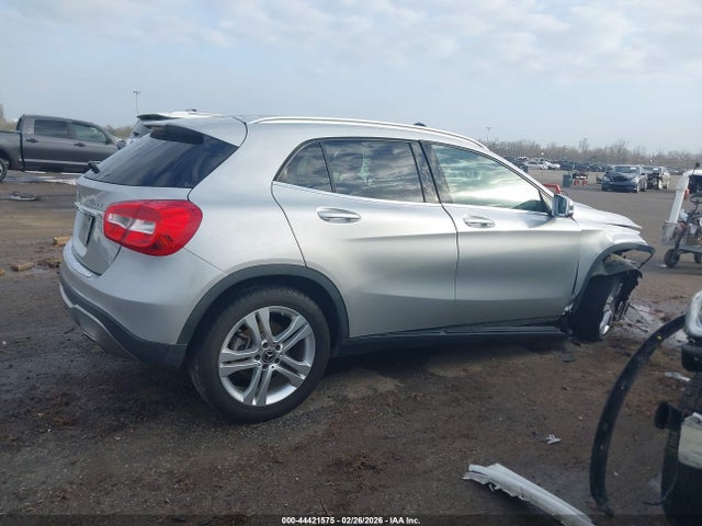 44421575 :رقم المزاد ، WDCTG4GB4JJ448982 vin ، 2018 Mercedes-benz Gla 250 4matic مزاد بيع