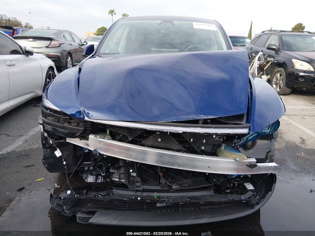 2026 TESLA MODEL Y 7SAYGDED5TF524285 Photo 5