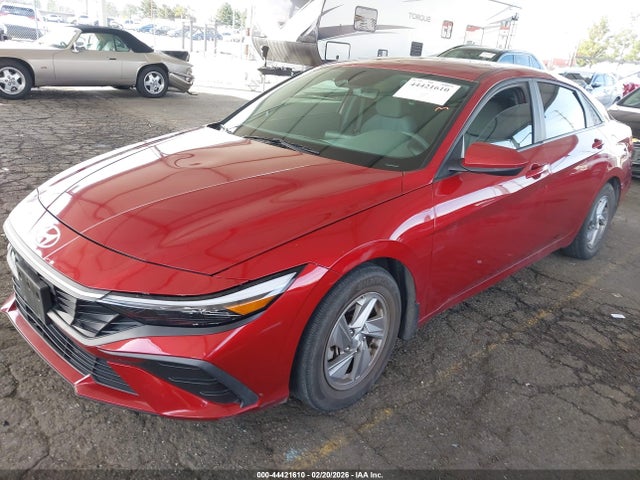 KMHLL4DG3RU678892 Hyundai ELANTRA SE