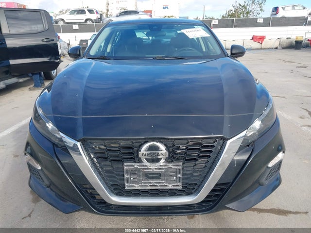 44421607 :رقم المزاد ، 1N4BL4BV1NN307998 vin ، 2022 Nissan Altima S Fwd مزاد بيع
