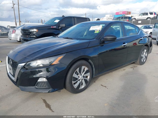 44421607 :رقم المزاد ، 1N4BL4BV1NN307998 vin ، 2022 Nissan Altima S Fwd مزاد بيع