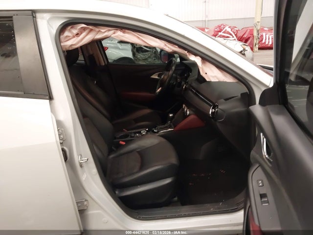 2018 MAZDA CX-3 JM1DKFD72J0313185 Photo 4