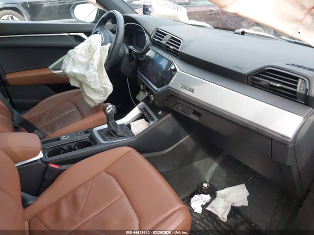 Продажа на аукционе авто 2021 Audi Q3 Premium 40 Tfsi Quattro Tiptronic, vin: WA1AUCF38M1120232, номер лота: 44421643