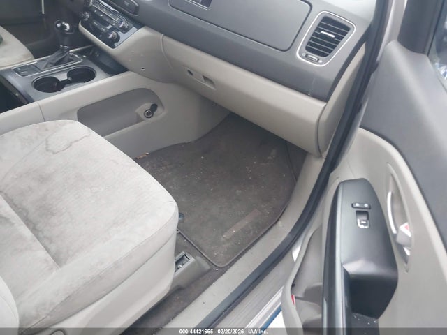 KNDMA5C17G6174008 KIA Sedona L