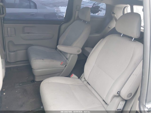 KNDMA5C17G6174008 KIA Sedona L