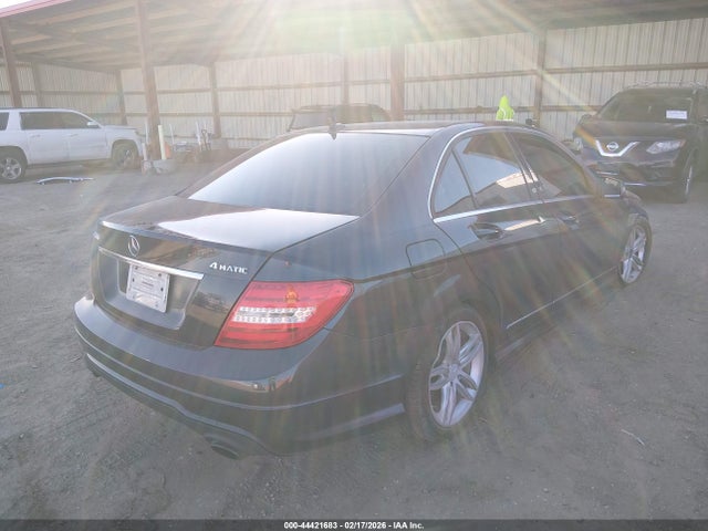 2012 MERCEDES-BENZ C 300 WDDGF8BB8CA648894 Photo 3